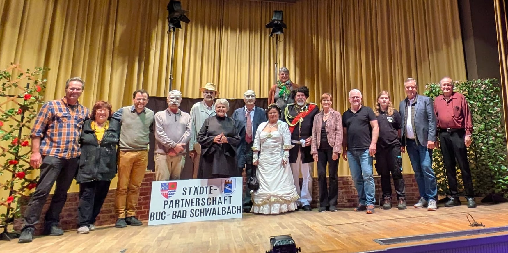 La troupe LéZardiZenscène enchante Bad Schwalbach avec Le vent des Peupliers